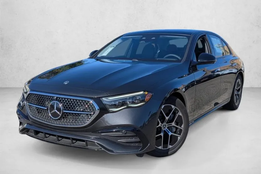 2025 Mercedes Benz E 450 4MATIC photo 1