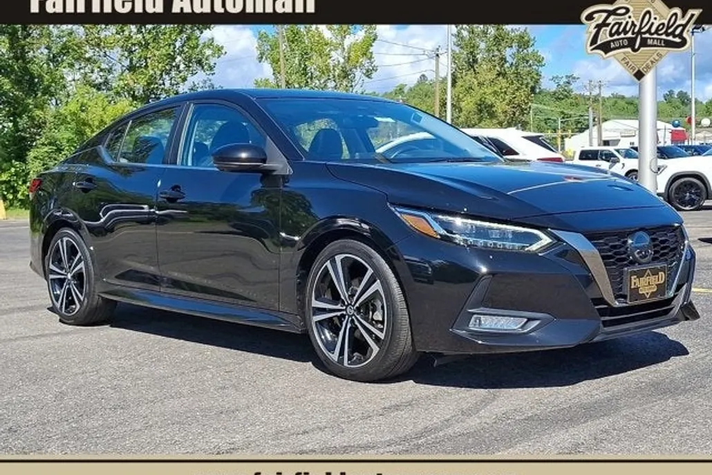2023 Nissan Sentra SR photo 1