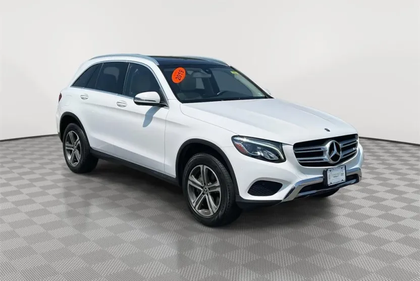 2019 Mercedes Benz GLC 300 4MATIC photo 1