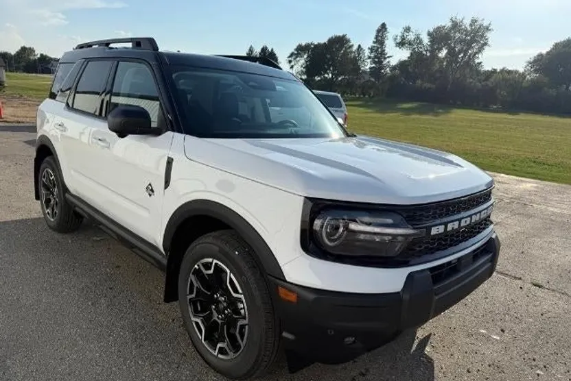 2025 Ford Bronco Sport Outer Banks photo 1