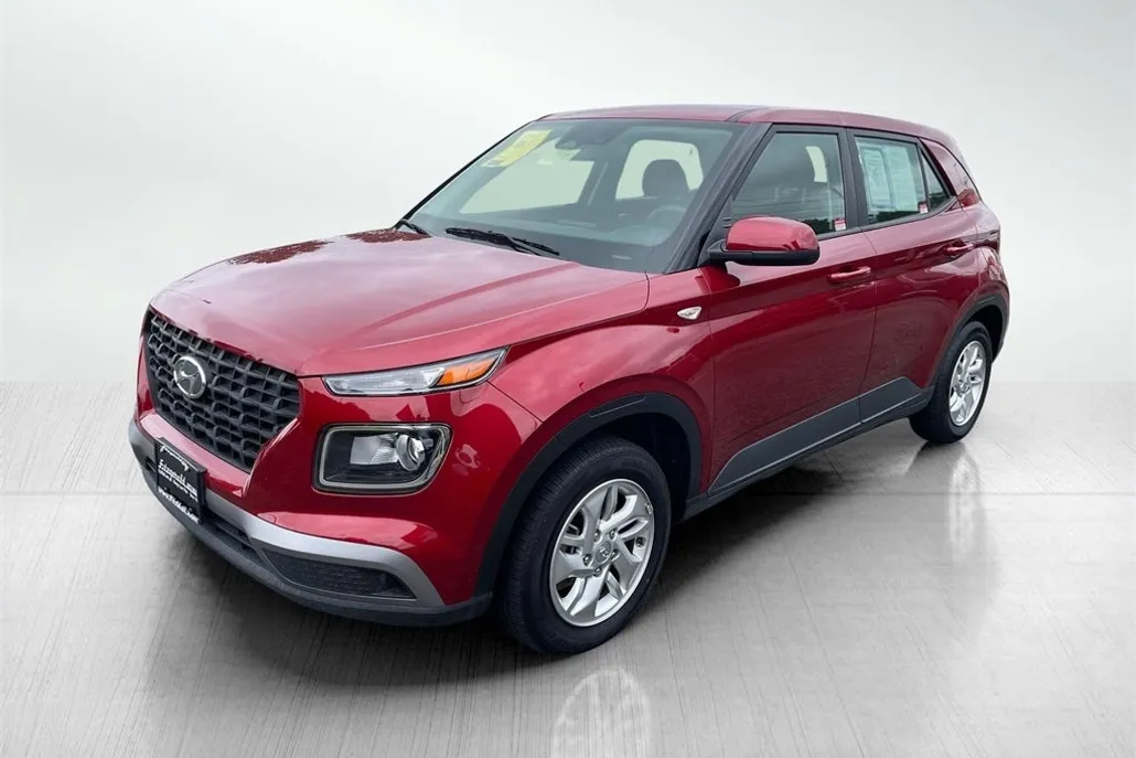 2024 Hyundai Venue SE photo 1