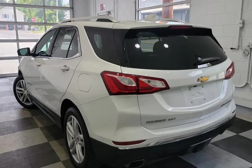 2020 Chevrolet Equinox Premier photo 1