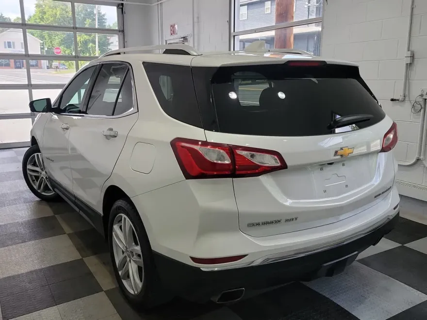 2020 Chevrolet Equinox Premier photo 1