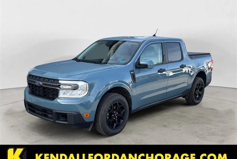 2022 Ford Maverick XLT photo 1