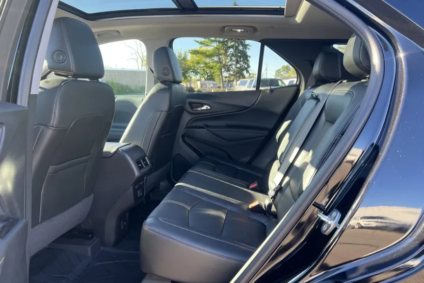 2023 Chevrolet Equinox Premier photo 1