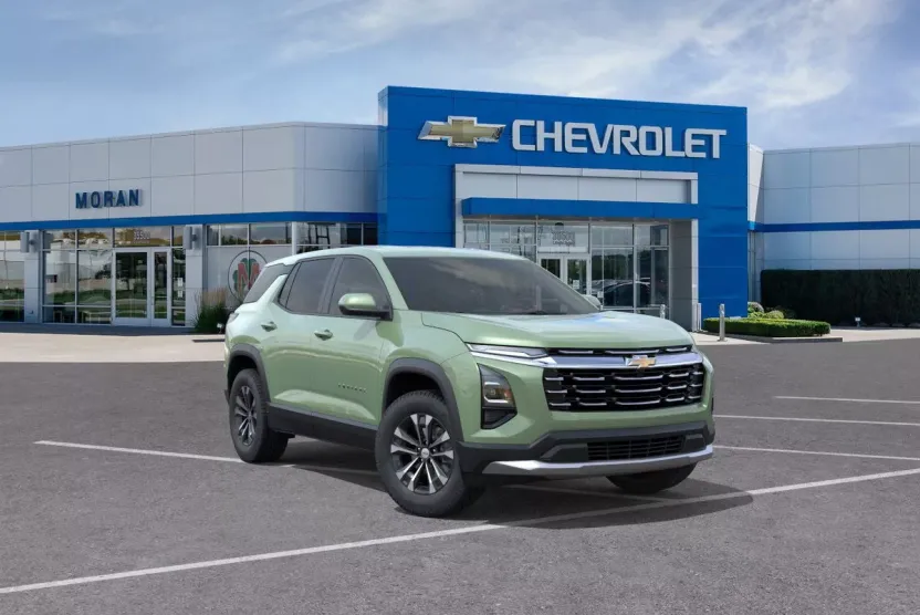 2026 Chevrolet Equinox LT photo 1