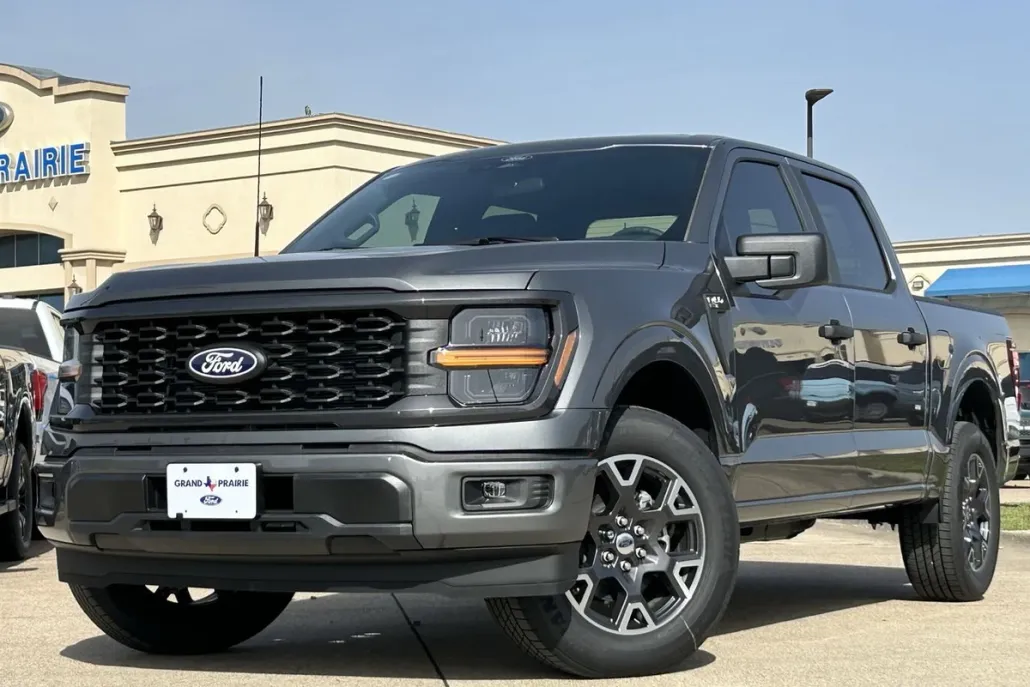 2025 Ford F-150 STX photo 1