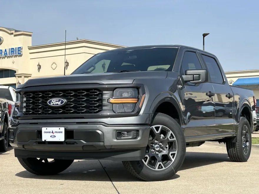 2025 Ford F-150 STX photo 1