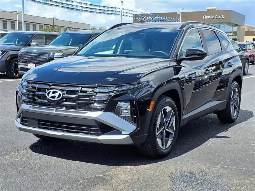 2026 Hyundai Tucson SEL photo 1