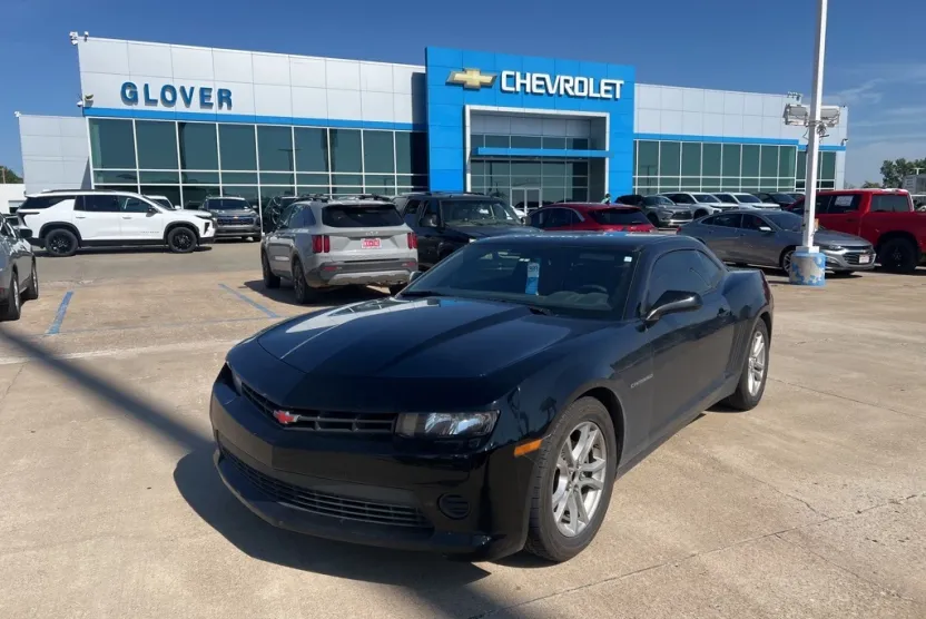 2015 Chevrolet Camaro photo 1