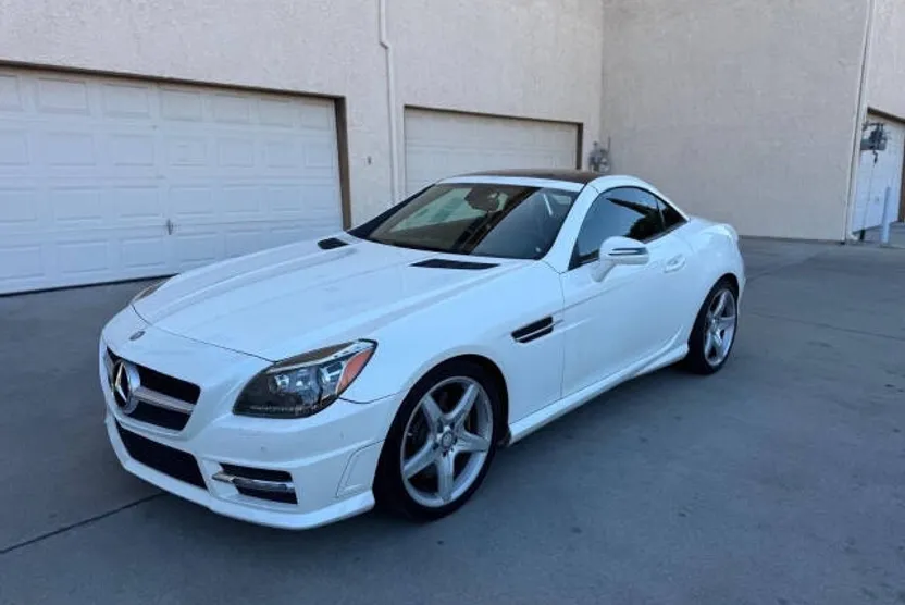2012 Mercedes Benz SLK 350 photo 1