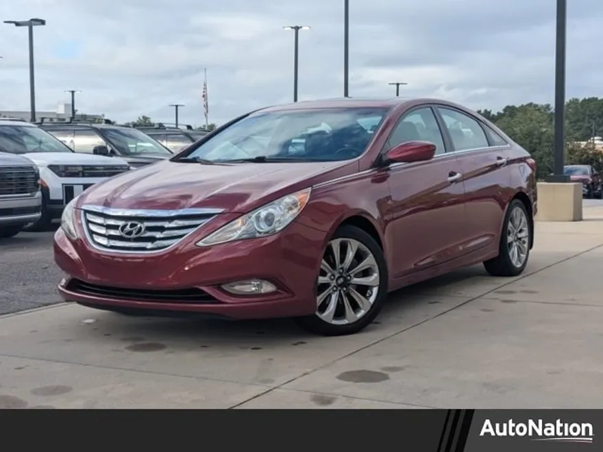 2011 Hyundai Sonata SE photo 1