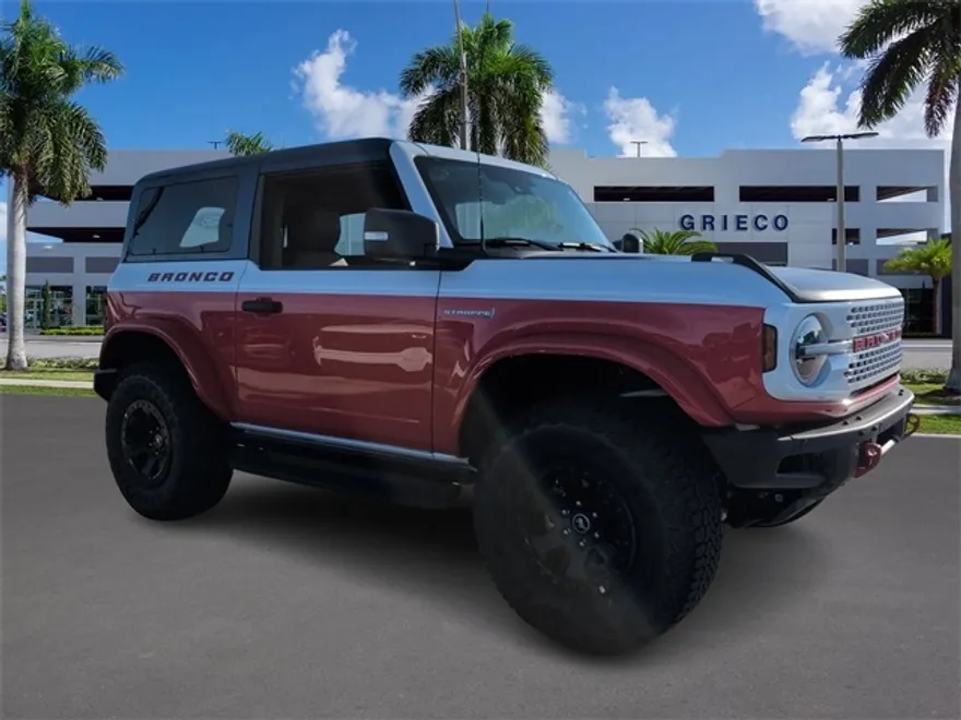 2025 Ford Bronco First Edition photo 1