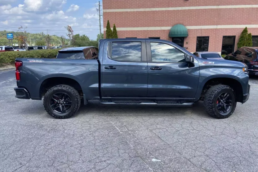 2022 Chevrolet Silverado 1500 LT Trail Boss photo 1
