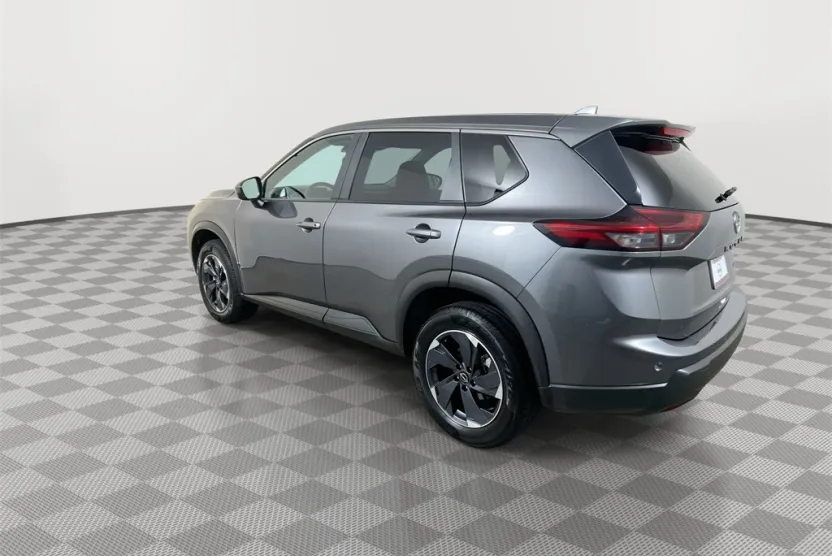 2025 Nissan Rogue SV photo 1
