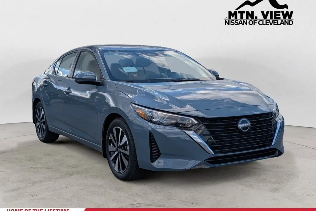 2025 Nissan Sentra SV photo 1