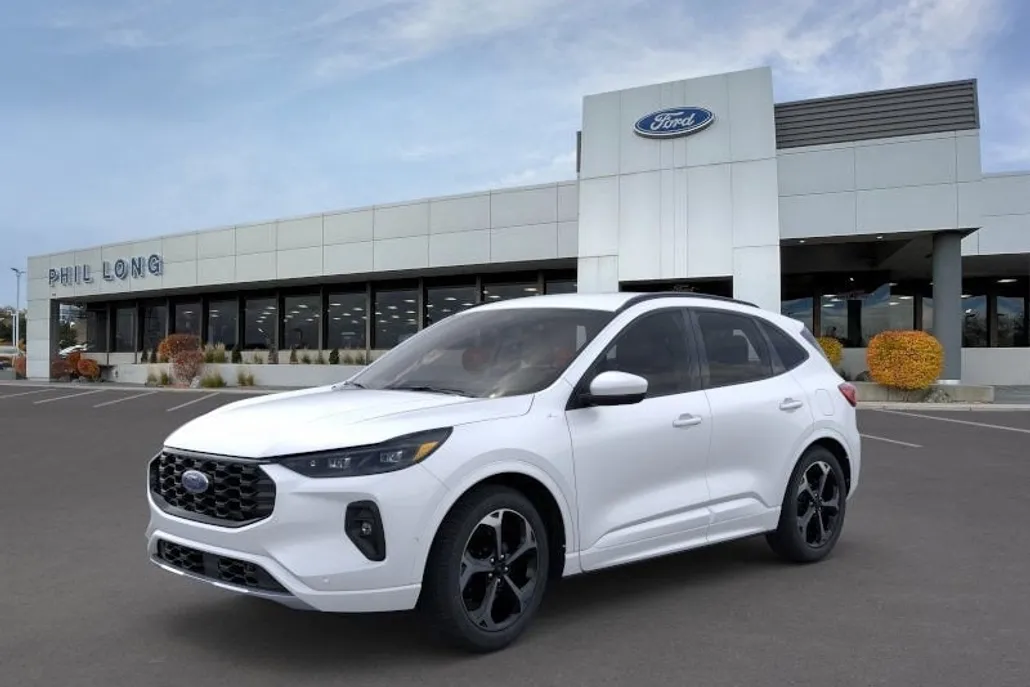 2024 Ford Escape ST-Line Elite photo 1
