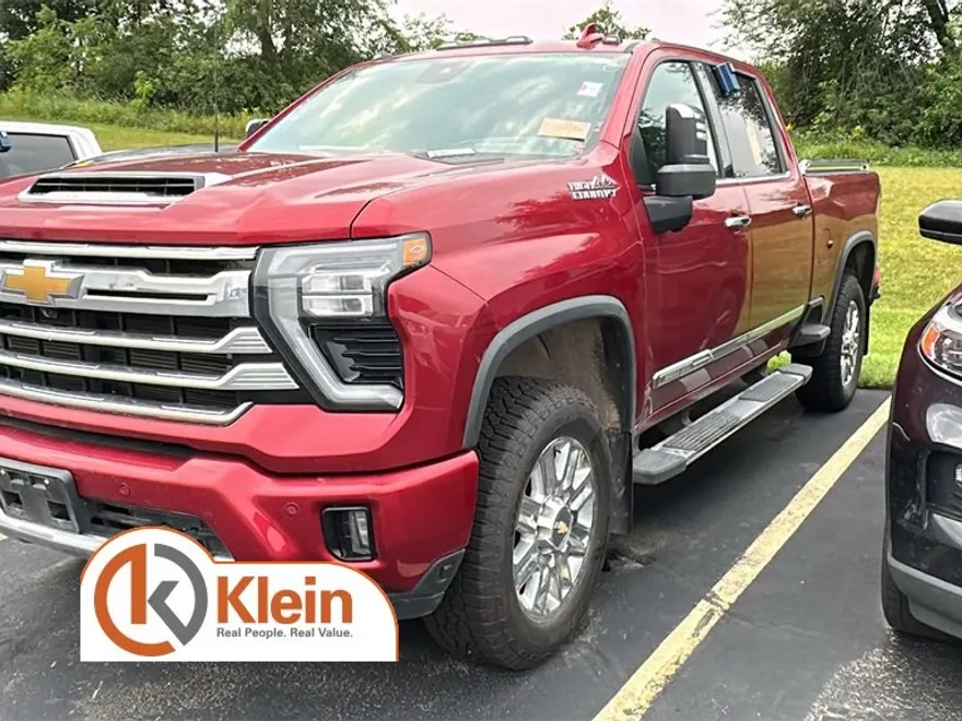 2024 Chevrolet Silverado 3500HD High Country photo 1