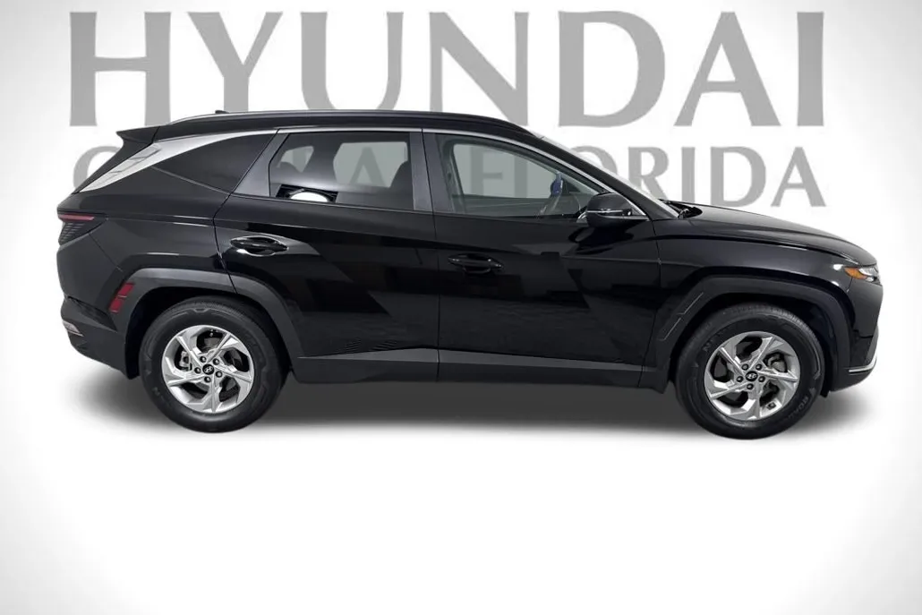 2022 Hyundai Tucson SEL photo 1