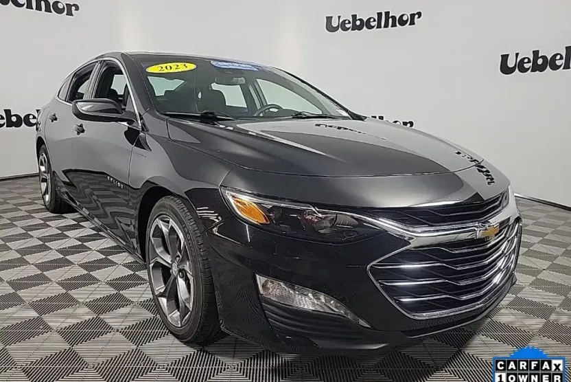 2023 Chevrolet Malibu 1LT photo 1