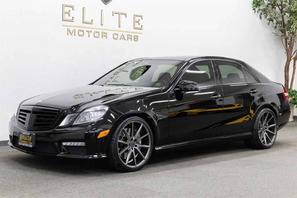 2011 Mercedes Benz E 63 AMG photo 1