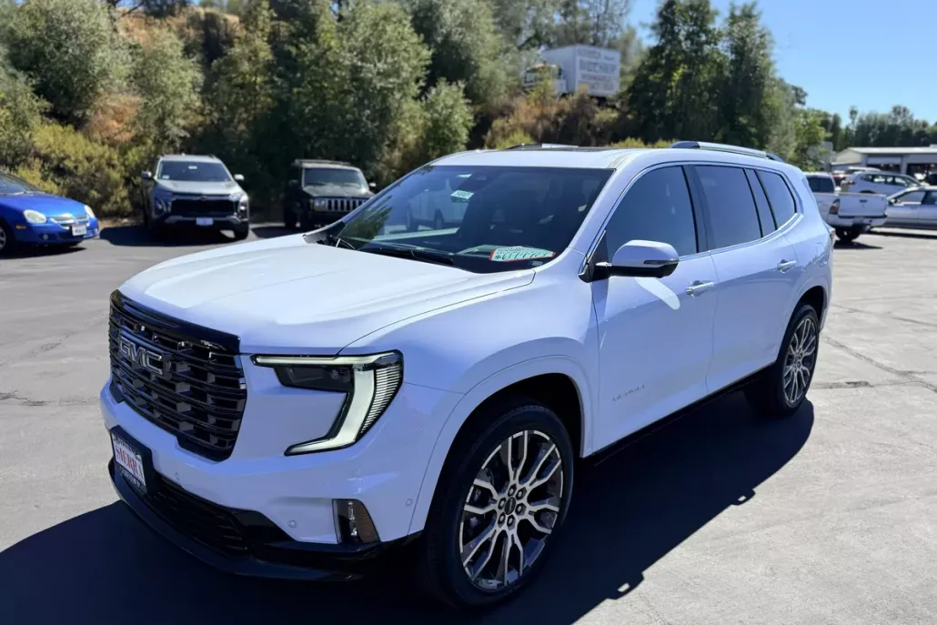 2026 Gmc Acadia Denali photo 1