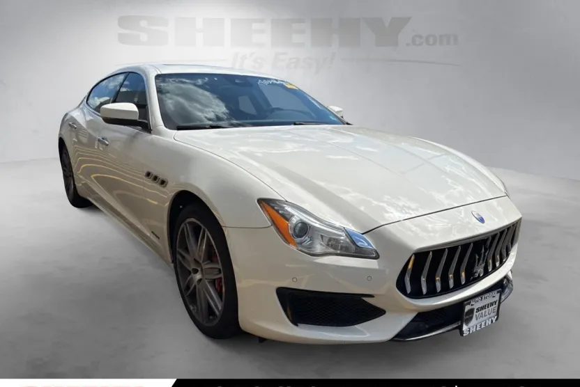 2017 Maserati Quattroporte Q4 GranSport photo 1