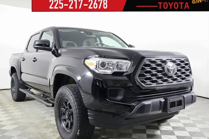 2023 Toyota Tacoma SR 4x4 Double Cab photo 1