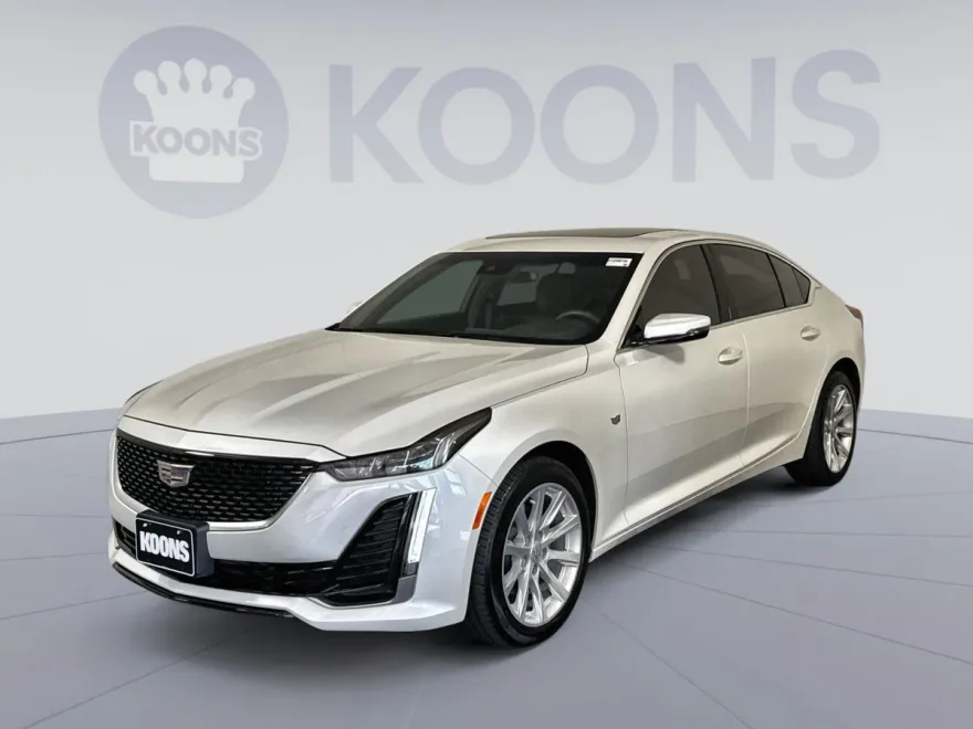 2024 Cadillac CT5 Luxury photo 1