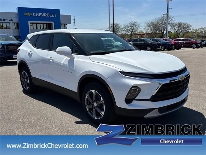 2025 Chevrolet Blazer 2LT photo 1