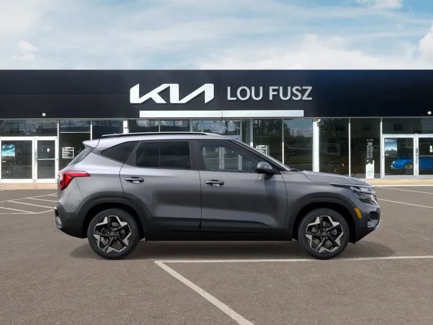 2026 Kia Seltos S photo 1
