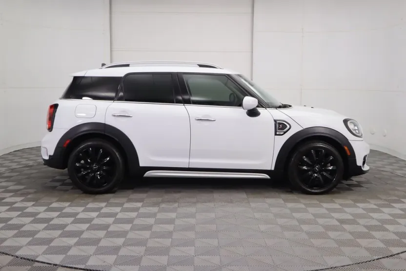 2020 Mini Cooper S photo 1
