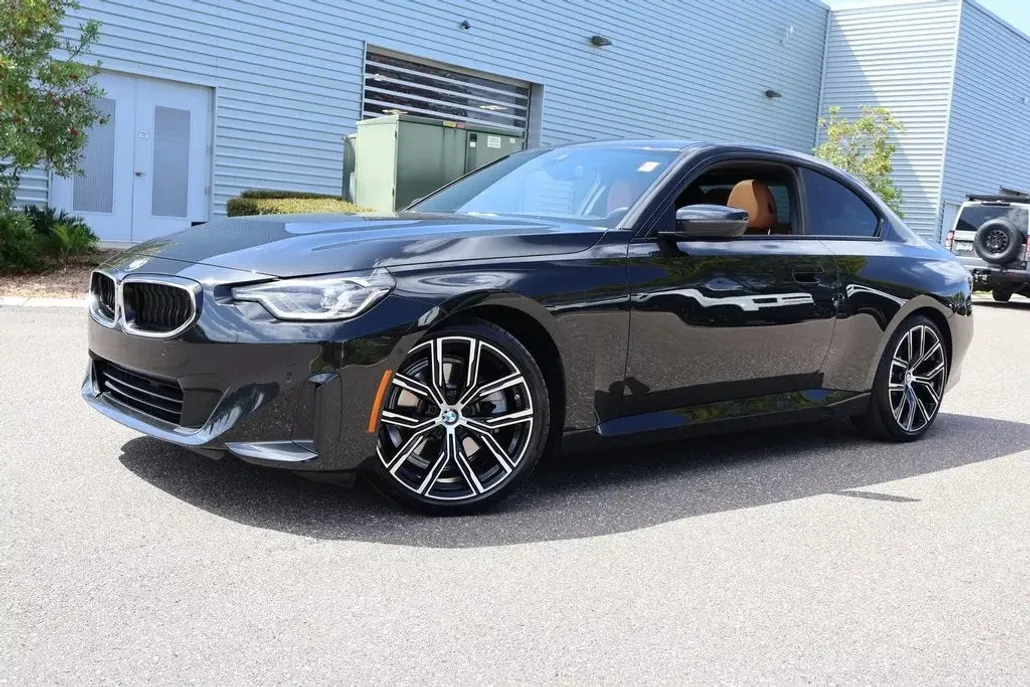 2023 Bmw 230i 2-Series photo 1