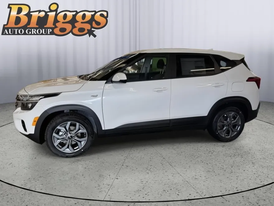 2026 Kia Seltos LX photo 1