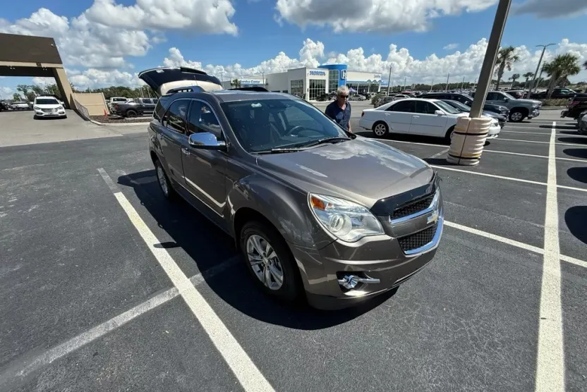 2012 Chevrolet Equinox LTZ photo 1