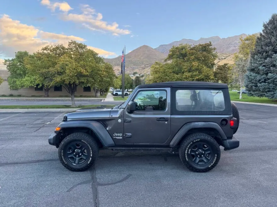 2018 Jeep Wrangler Sport S photo 1