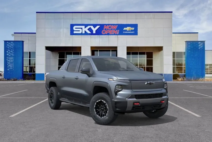 2026 Chevrolet Silverado EV Trail Boss photo 1
