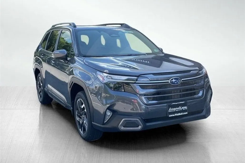 2025 Subaru Forester Limited photo 1