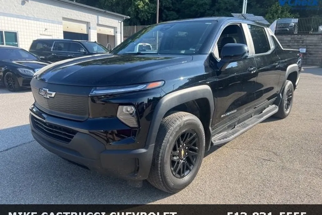 2024 Chevrolet Silverado EV Work Truck photo 1