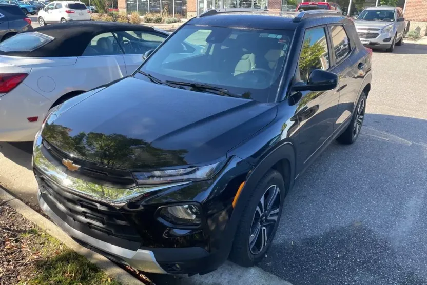 2023 Chevrolet Trailblazer LT photo 1