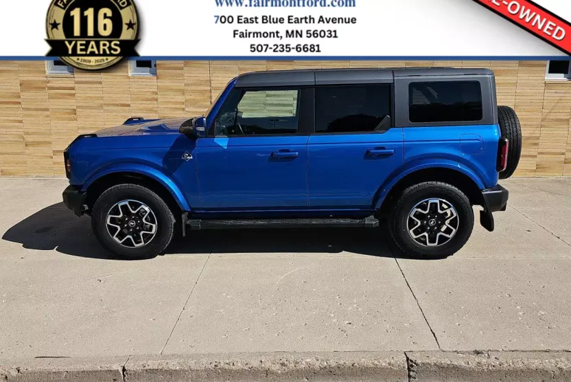 2023 Ford Bronco Outer Banks photo 1