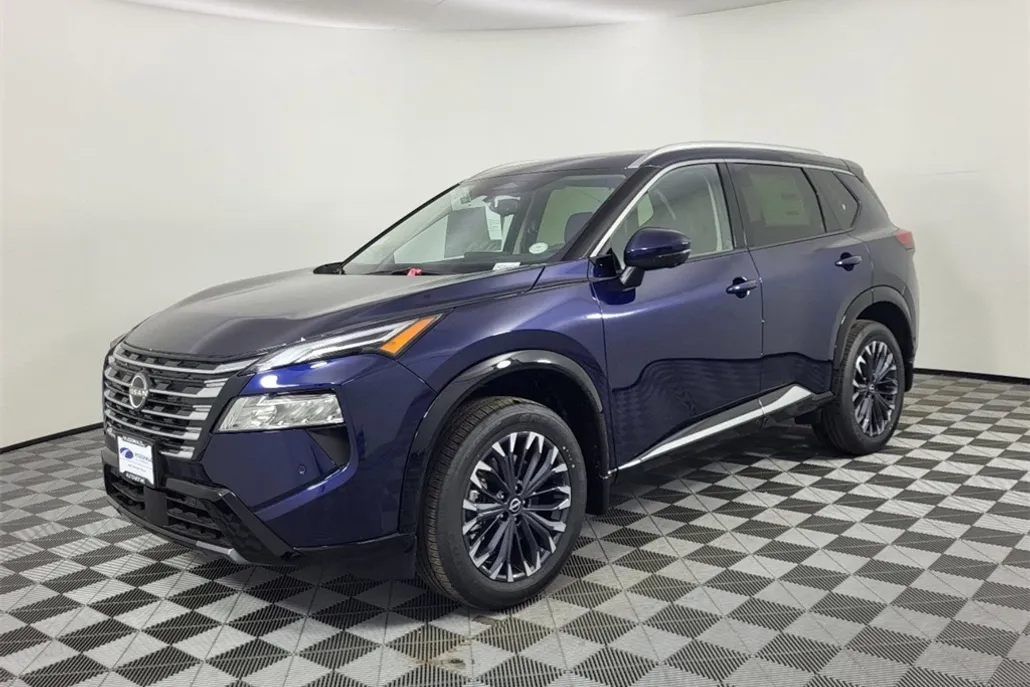 2025 Nissan Rogue Platinum photo 1