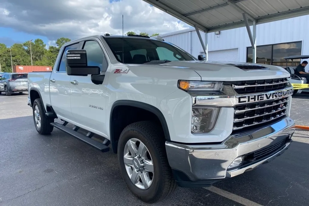2020 Chevrolet Silverado 3500HD LTZ photo 1