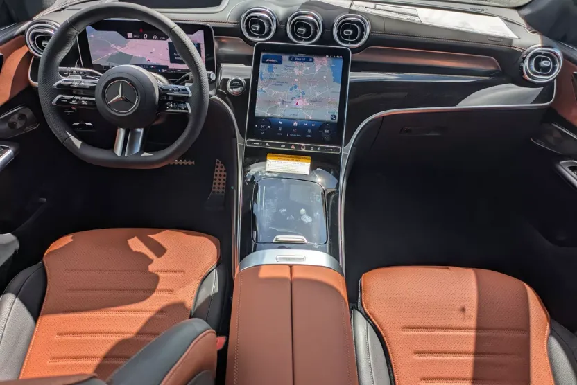 2026 Mercedes Benz GLC 300 4MATIC photo 1