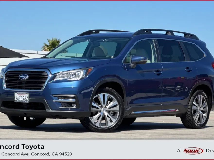 2022 Subaru Ascent Limited photo 1