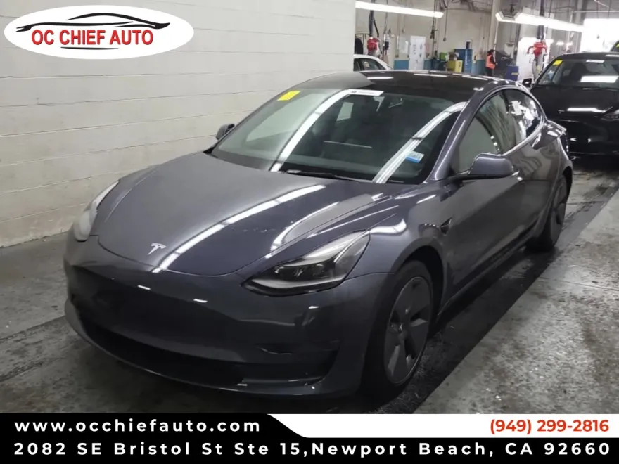 2023 Tesla Model 3 photo 1