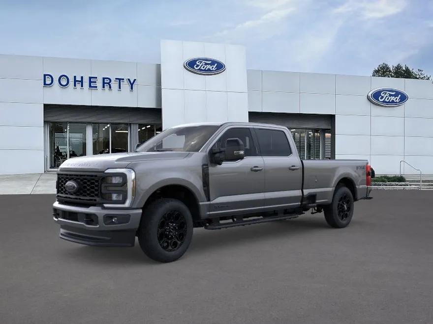 2025 Ford F-350 Lariat photo 1