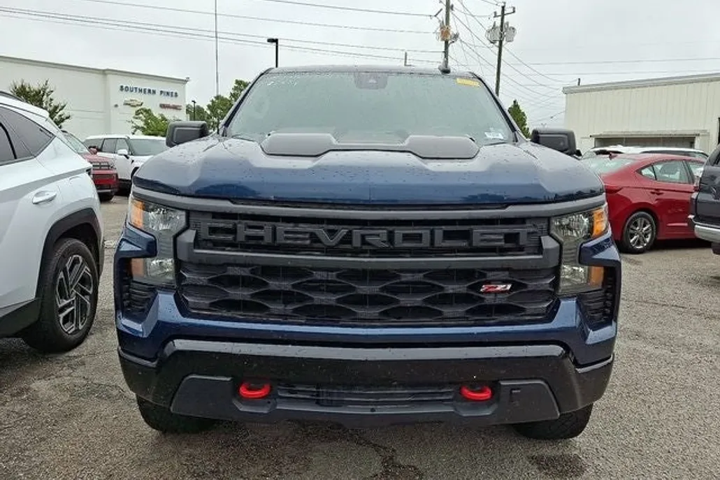 2022 Chevrolet Silverado 1500 Custom Trail Boss photo 1