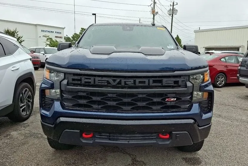 2022 Chevrolet Silverado 1500 Custom Trail Boss photo 1