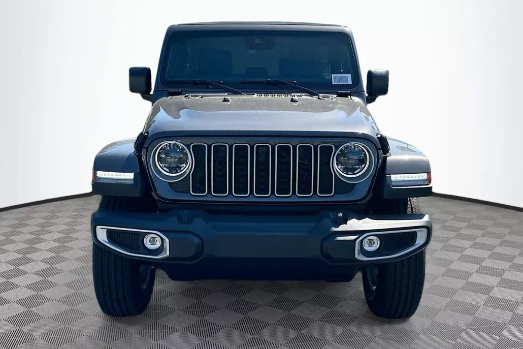 2025 Jeep Wrangler Sahara photo 1